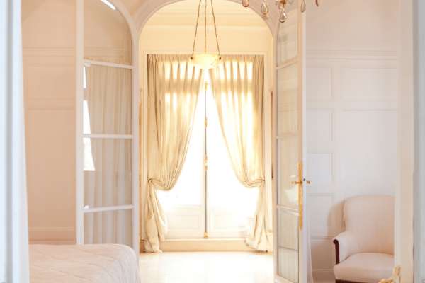  Install Curtains In Bedroom Door