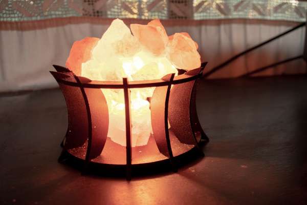 Clean Salt Lamps