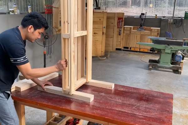 Building the Picnic Table