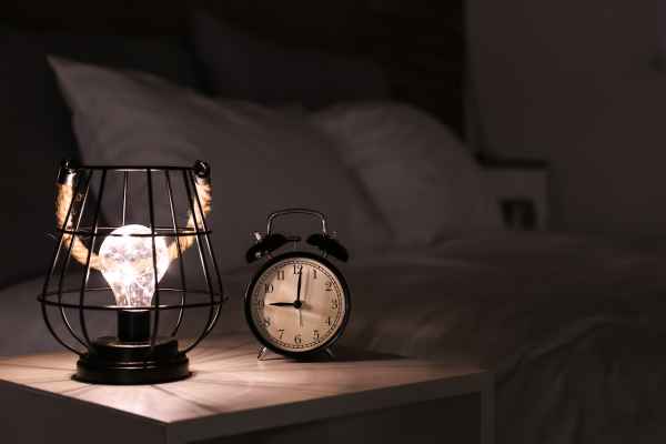 Factors to Consider When Choosing a Bedroom Clock 