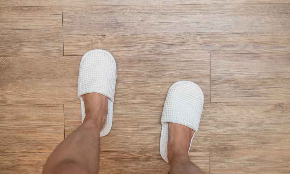 How To Make Bedroom Slippers Out Of Maxi Pads