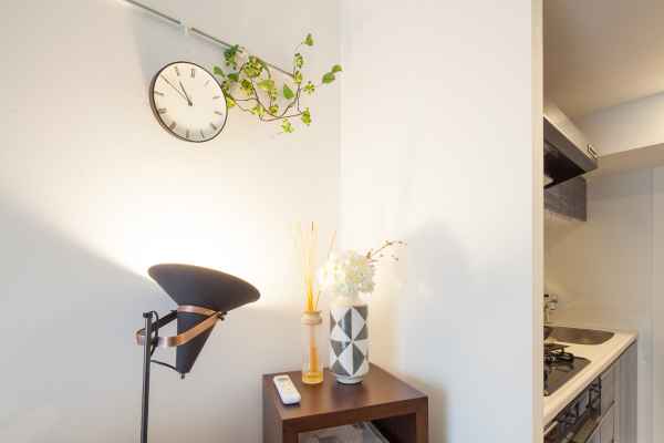 Wall Clock Placement Tips