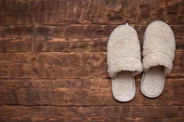 The Importance Of Comfortable Bedroom Slippers