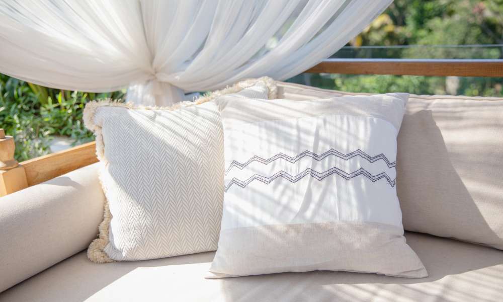 how to clean outdoor chaise lounge cushions