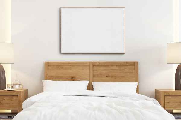 Selecting the Best Frame Colors for Your Bedroom Decor