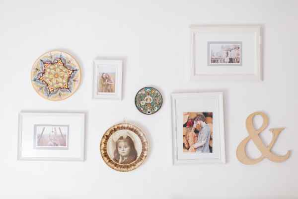 Adding Picture Frames to Kids’ Bedrooms